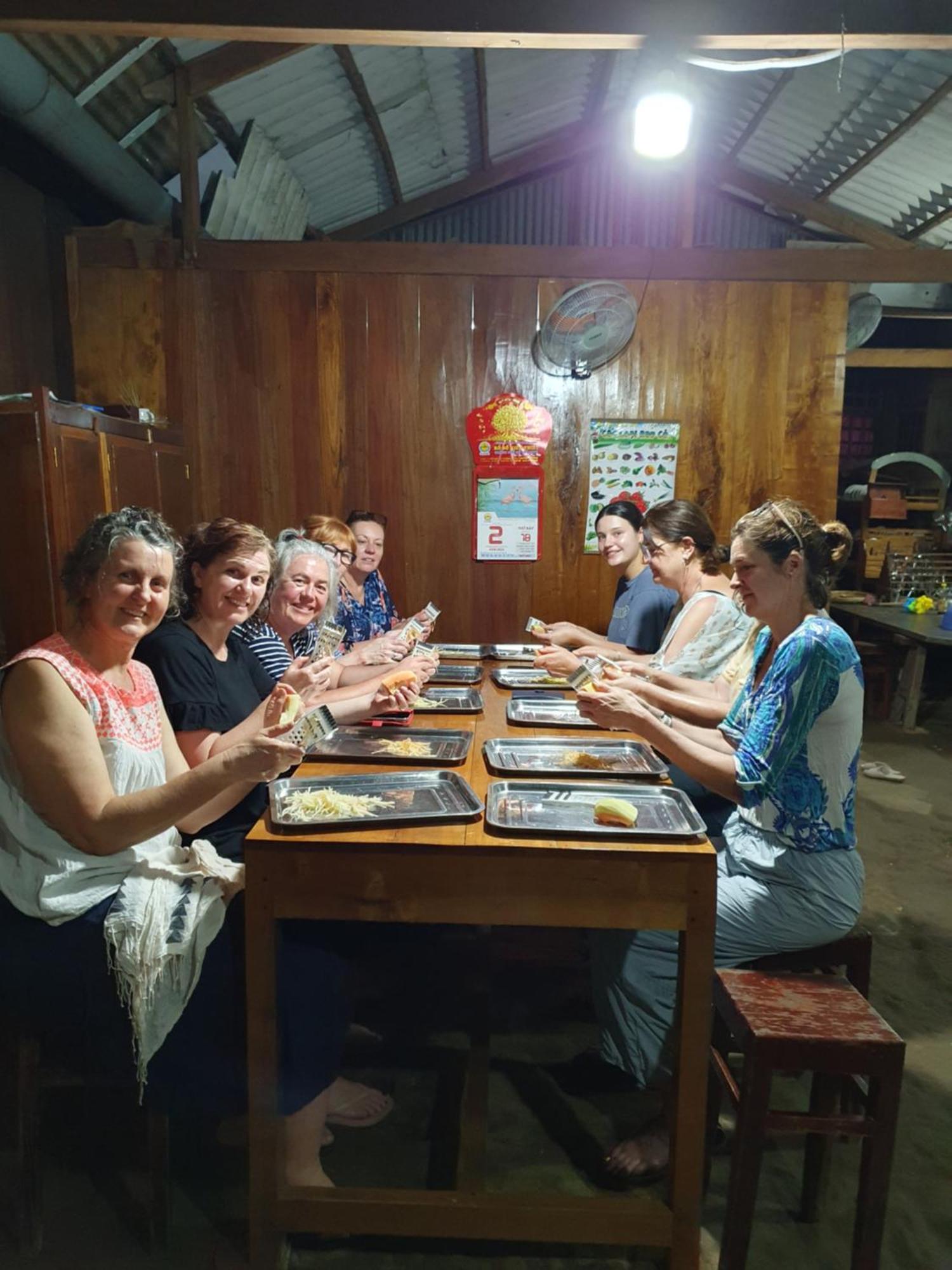 Ba Linh Homestay Vĩnh Long Εξωτερικό φωτογραφία